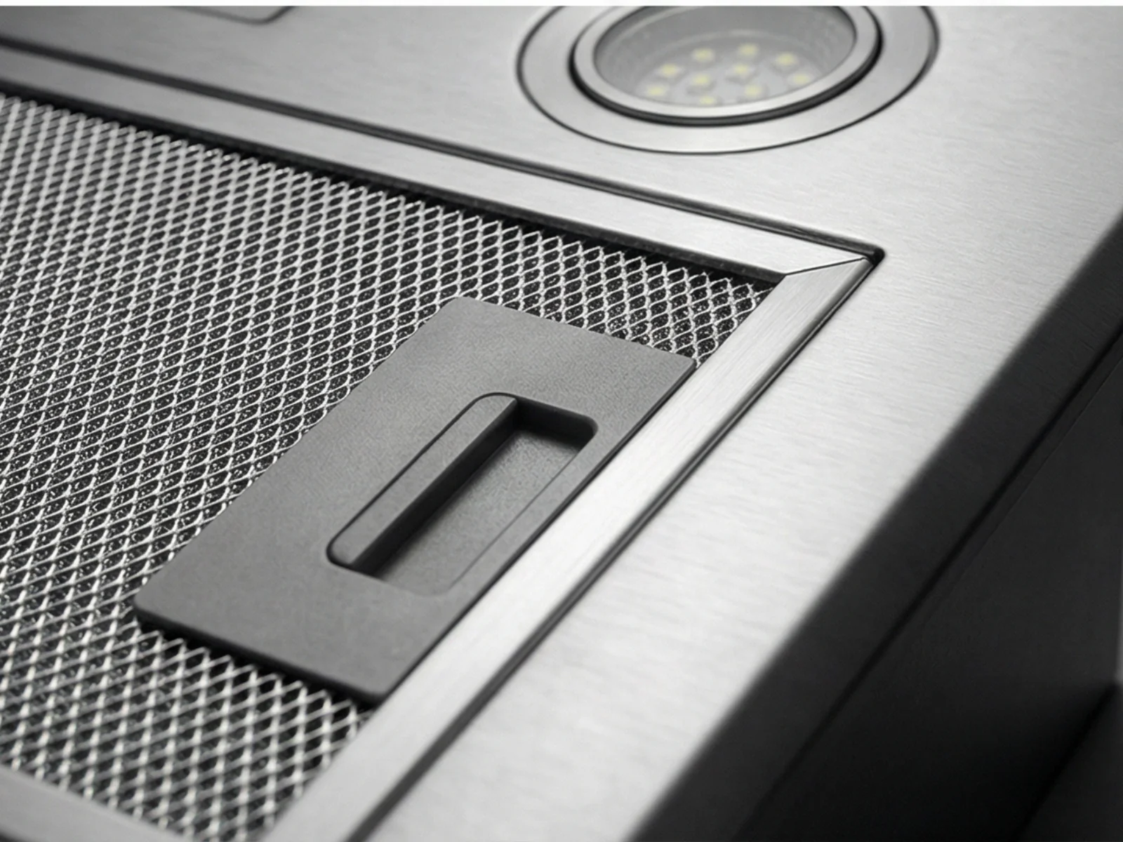 Midea 70 cm Rangehood - Integrated Powerpack - Image 7