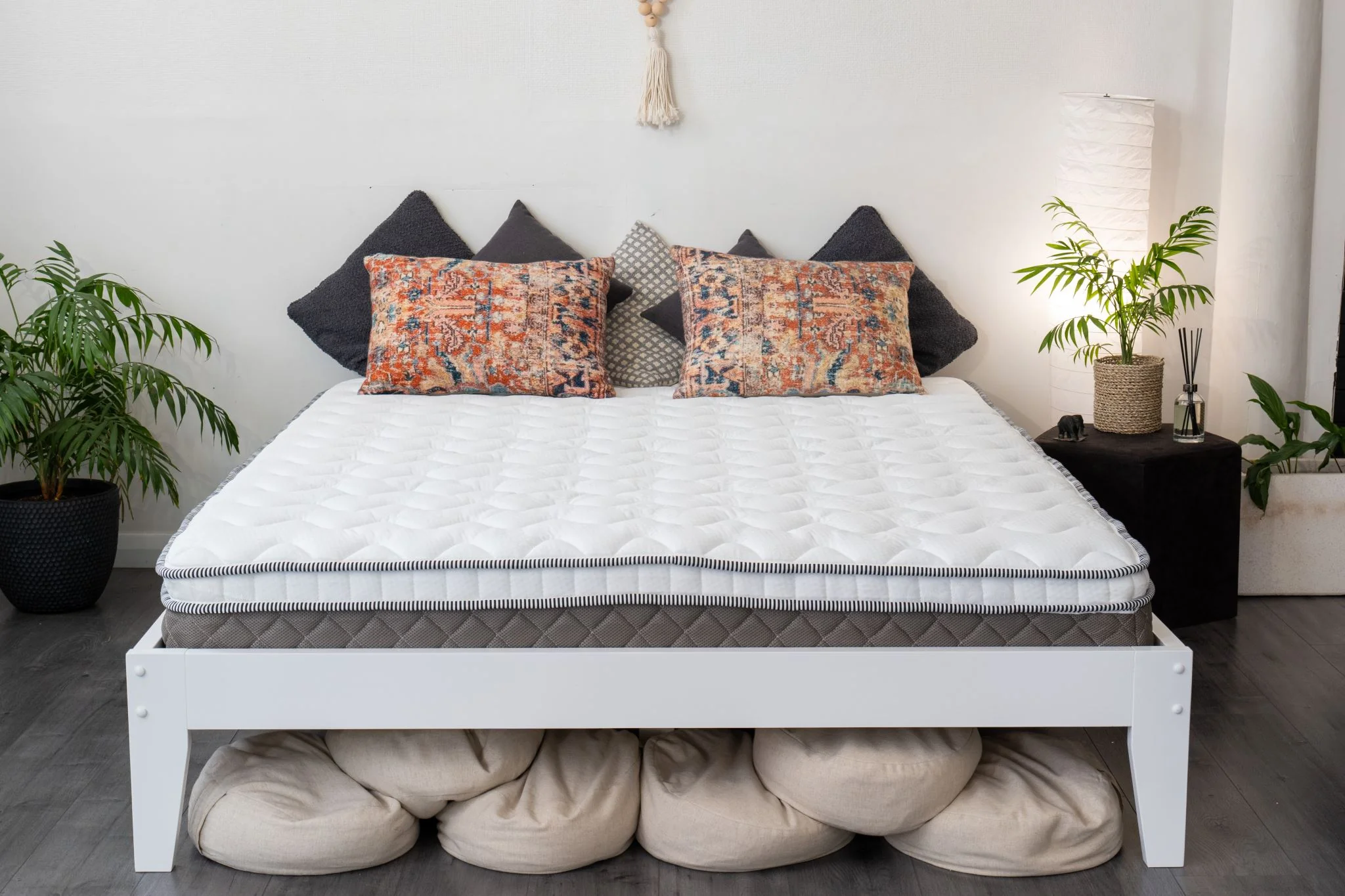 Sovo Bed Frame White - King - Image 8