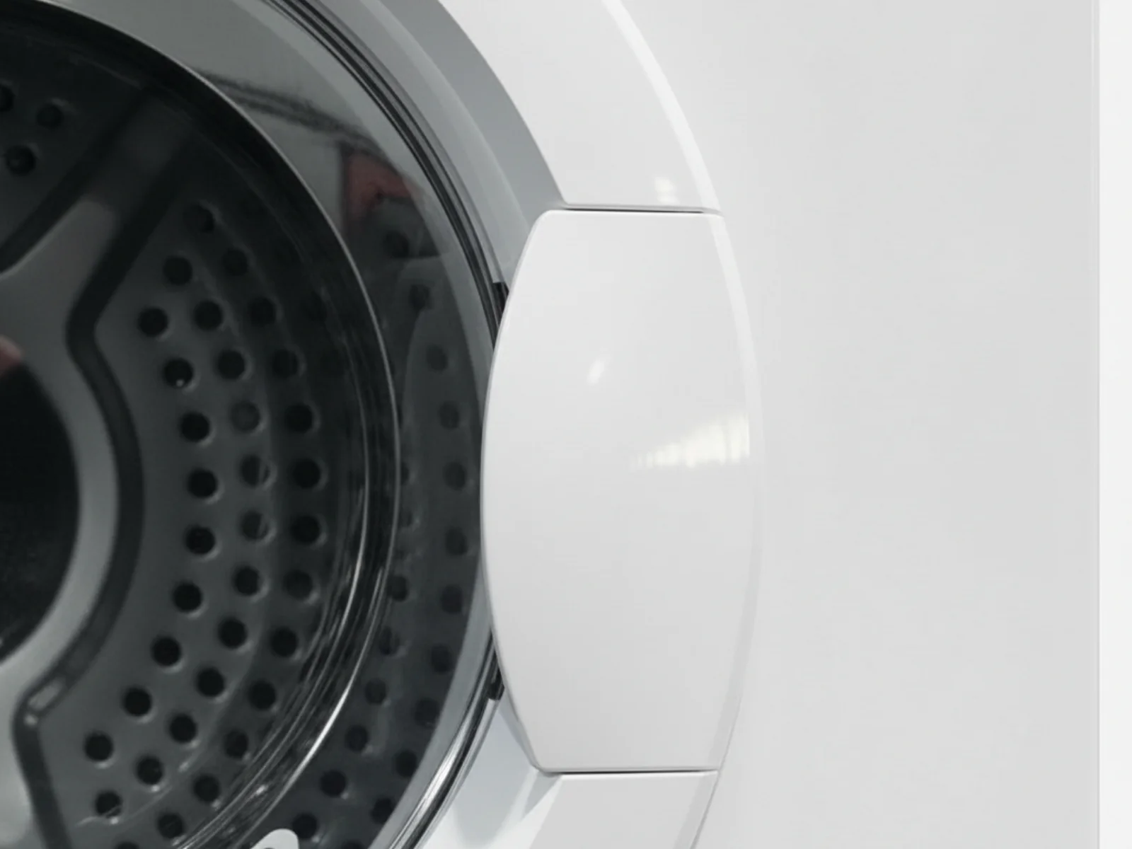 Midea 7KG Vented Dryer - Image 7